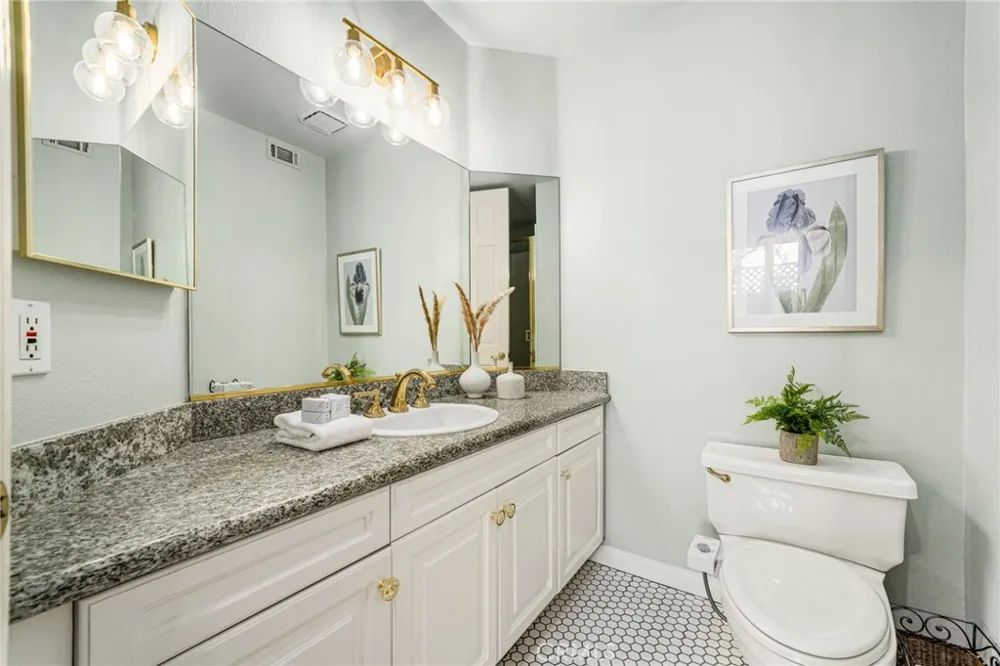 6461 Morningside Drive Huntington Beach, CA 92648