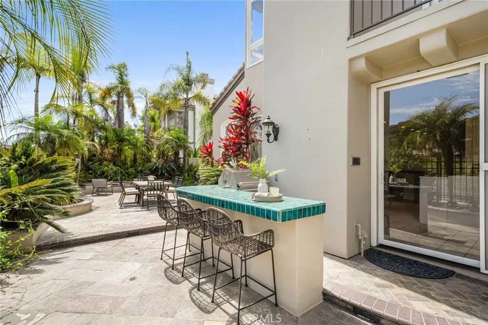 6461 Morningside Drive Huntington Beach, CA 92648