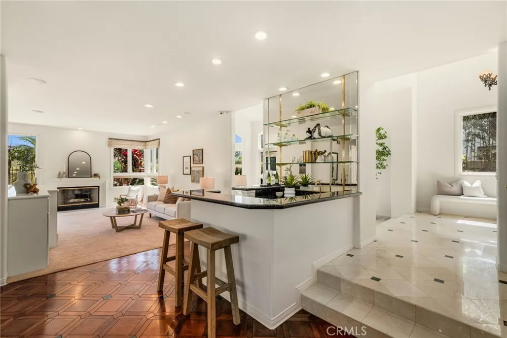 6461 Morningside Drive Huntington Beach, CA 92648