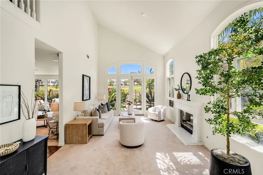 6461 Morningside Drive Huntington Beach, CA 92648