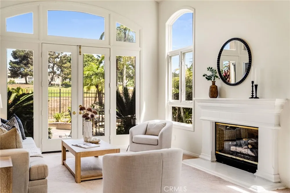 6461 Morningside Drive Huntington Beach, CA 92648