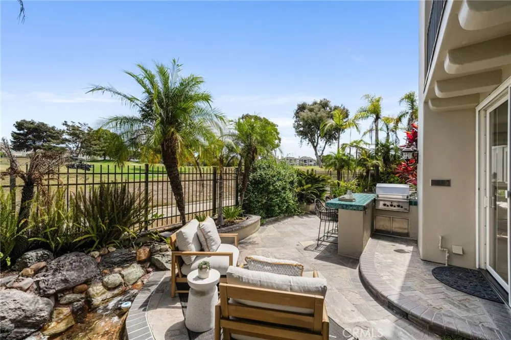 6461 Morningside Drive Huntington Beach, CA 92648