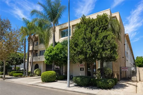 15455 Sherman Way #14