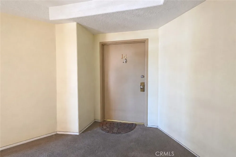 15455 Sherman Way #14 Van Nuys, CA 91406