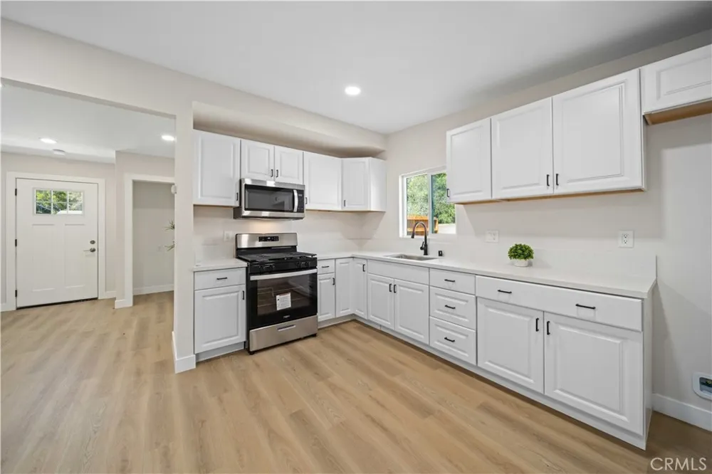 2018 W Avenue K4 Lancaster, CA 93536