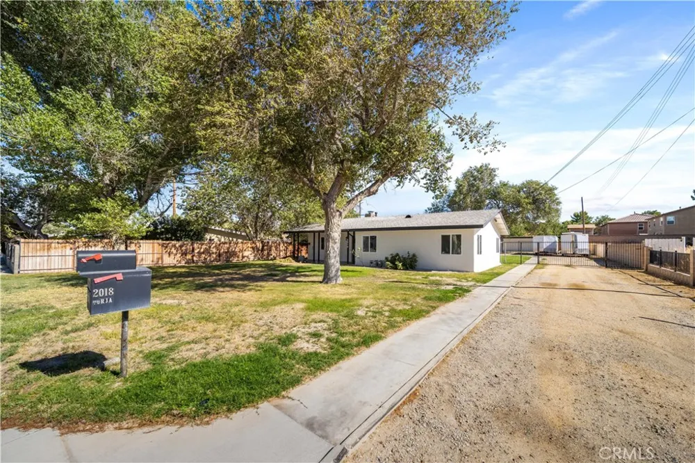 2018 W Avenue K4 Lancaster, CA 93536