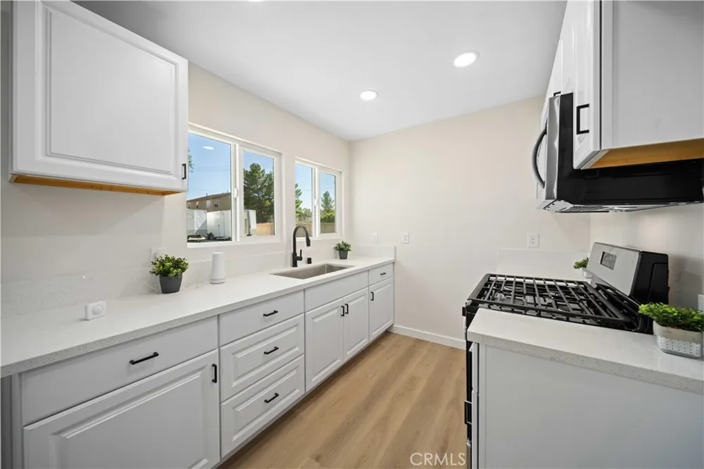 2018 W Avenue K4 Lancaster, CA 93536