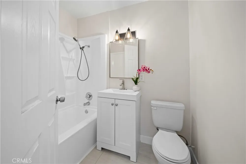 2018 W Avenue K4 Lancaster, CA 93536