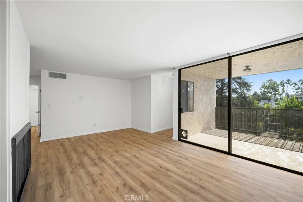 125 Allen Avenue #203 Pasadena, CA 91106