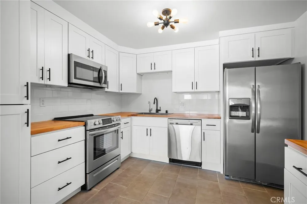125 Allen Avenue #203 Pasadena, CA 91106
