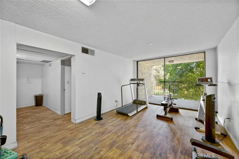125 Allen Avenue #203 Pasadena, CA 91106