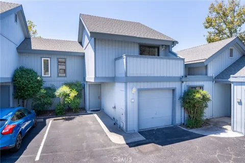 44 Sombrilla Court