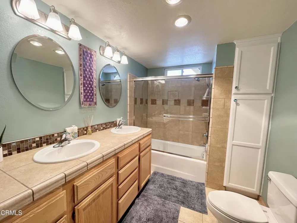 117 La Brea Street Oxnard, CA 93035