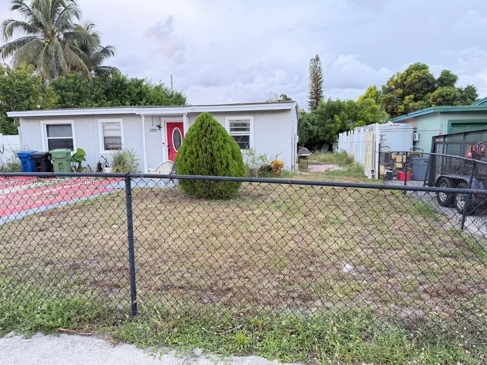 1201 NW 11th Pl Fort Lauderdale, FL 33311