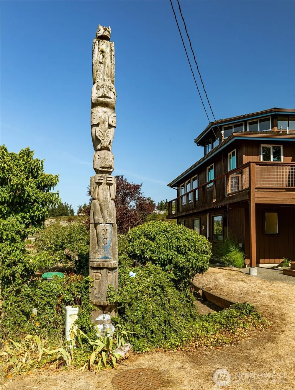 2385 Sunlight Beach Road Clinton, WA 98236