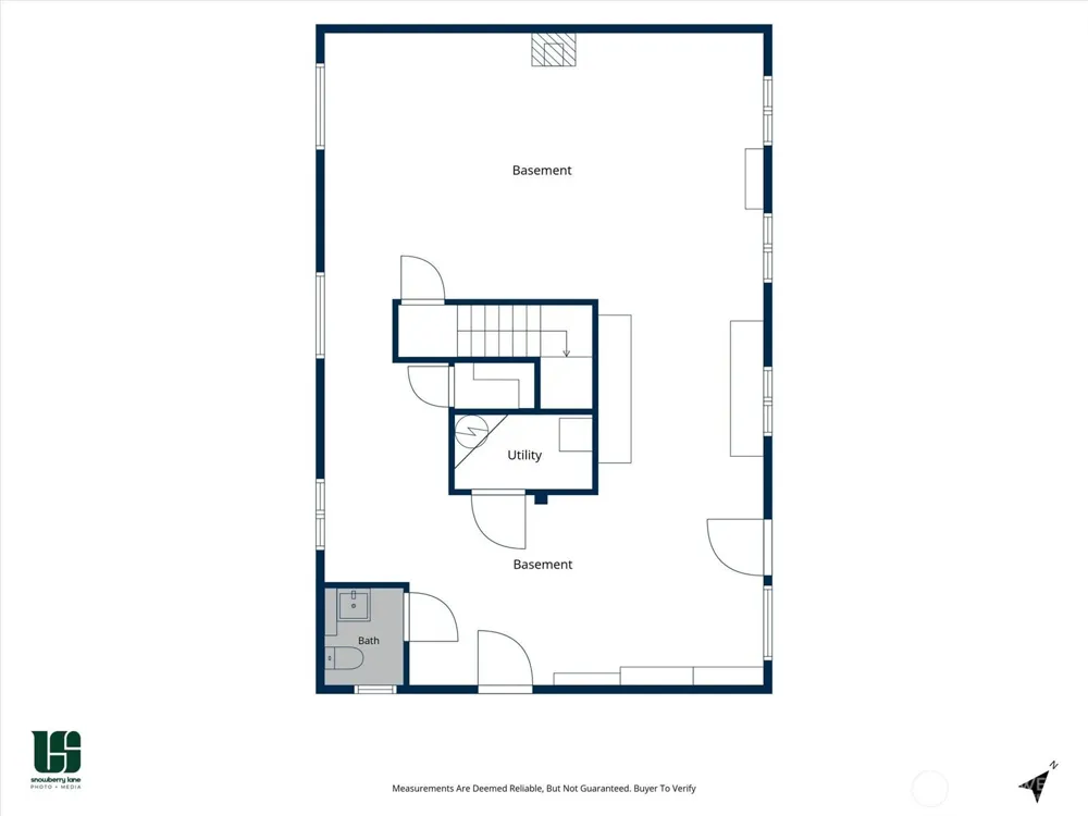 2385 Sunlight Beach Road Clinton, WA 98236