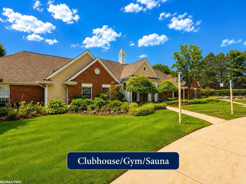 56300 Troon N Shelby Charter Township, MI 48316