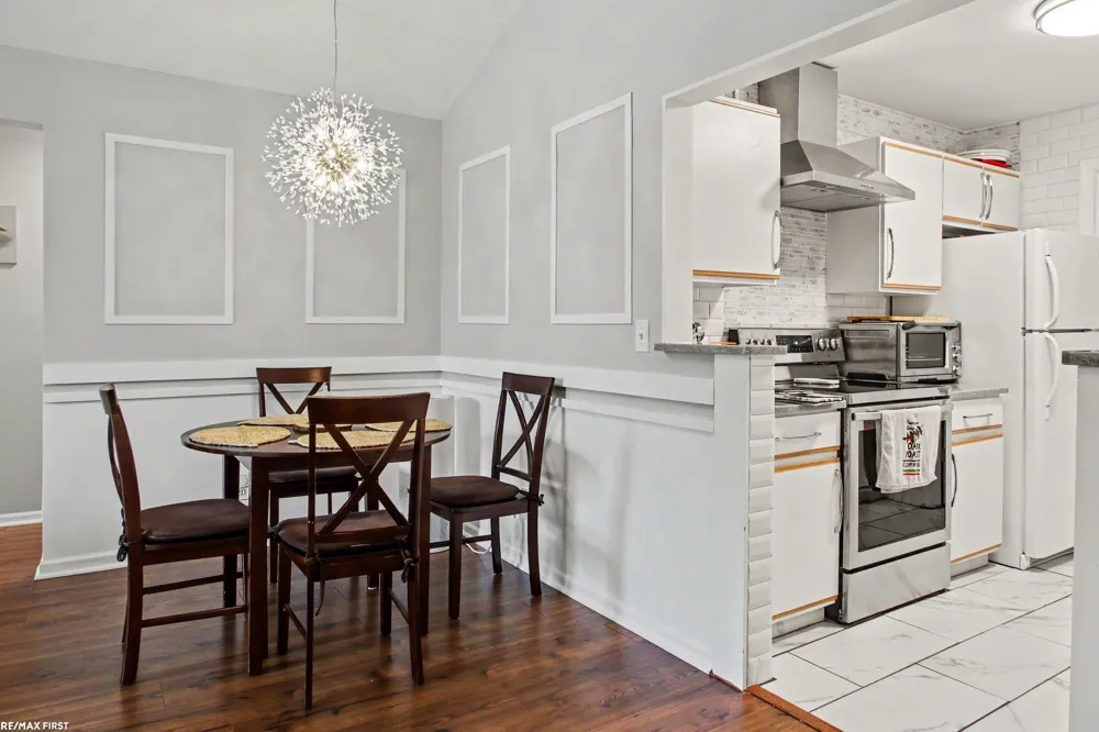 56300 Troon N Shelby Charter Township, MI 48316