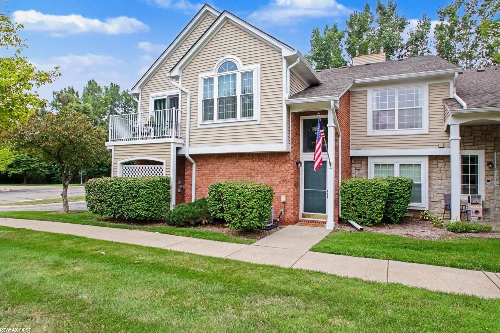 56300 Troon N Shelby Charter Township, MI 48316