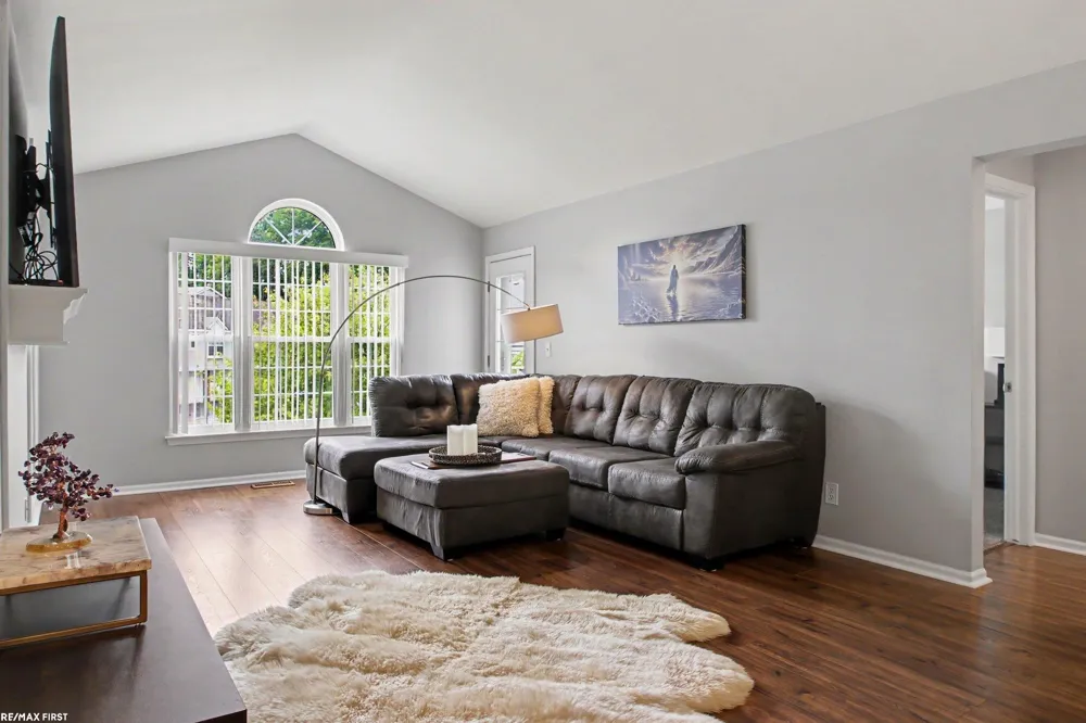 56300 Troon N Shelby Charter Township, MI 48316