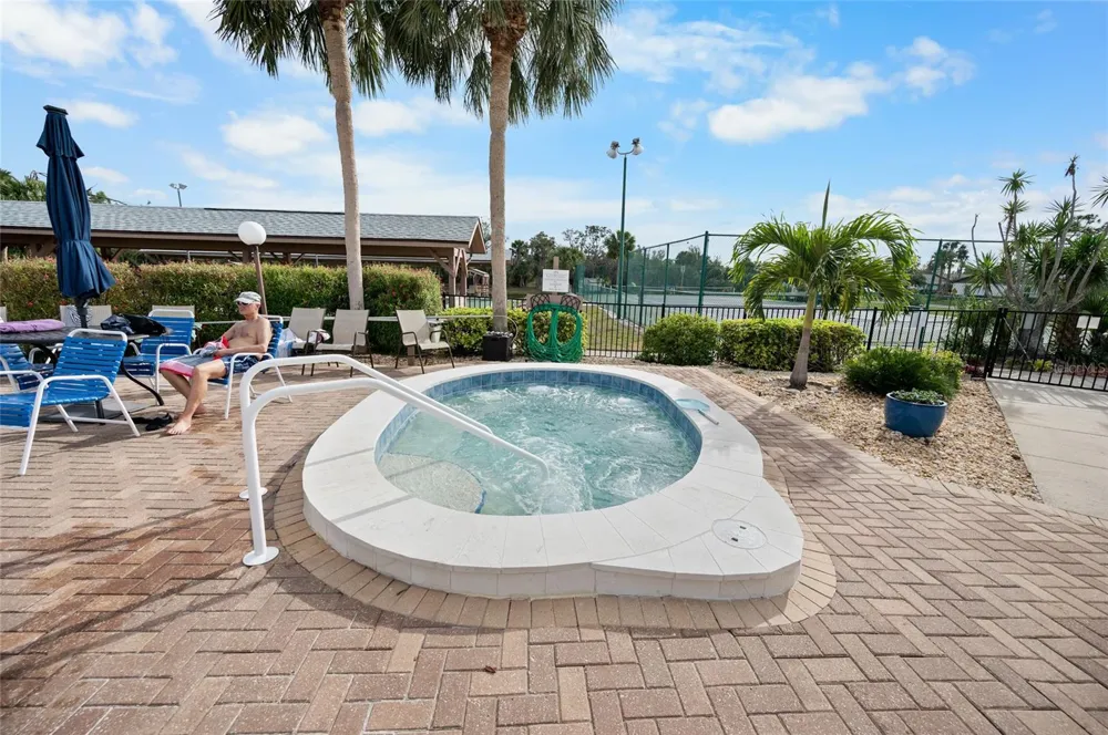 658 FOXWOOD BOULEVARD #88 Englewood, FL 34223