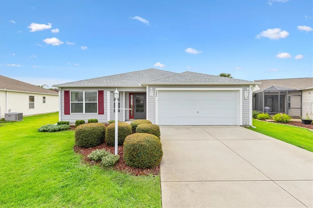 3203 ISLAWILD WAY The Villages, FL 32163