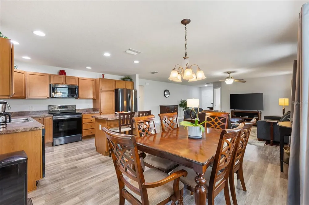 3203 ISLAWILD WAY The Villages, FL 32163