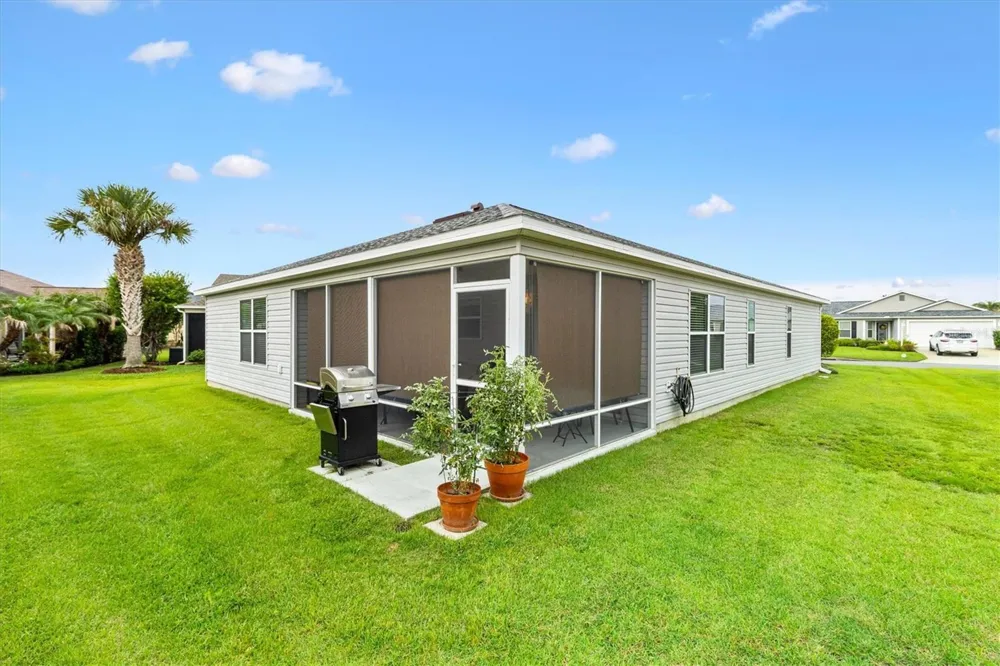 3203 ISLAWILD WAY The Villages, FL 32163