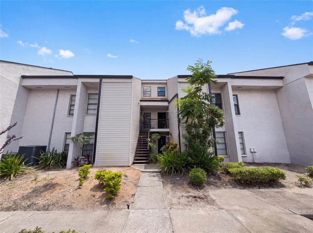 4747 PURITAN CIRCLE #523 Tampa, FL 33617