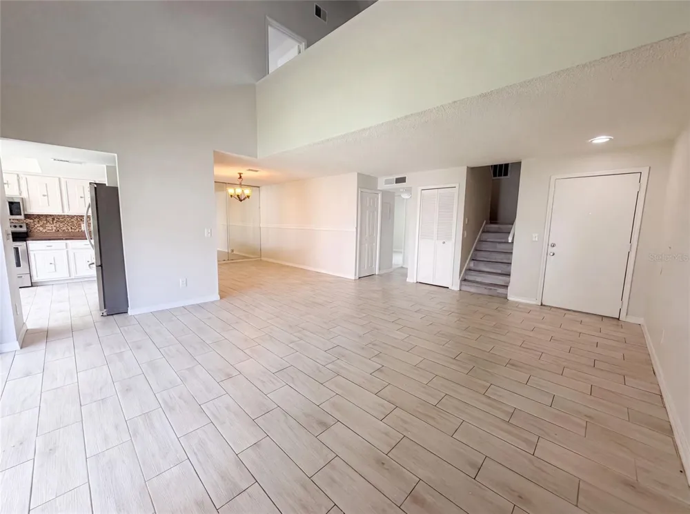 4747 PURITAN CIRCLE #523 Tampa, FL 33617