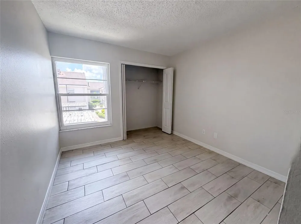 4747 PURITAN CIRCLE #523 Tampa, FL 33617