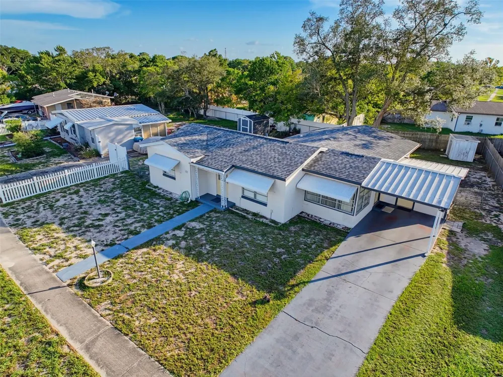 439 BRIARWOOD LANE Spring Hill, FL 34606