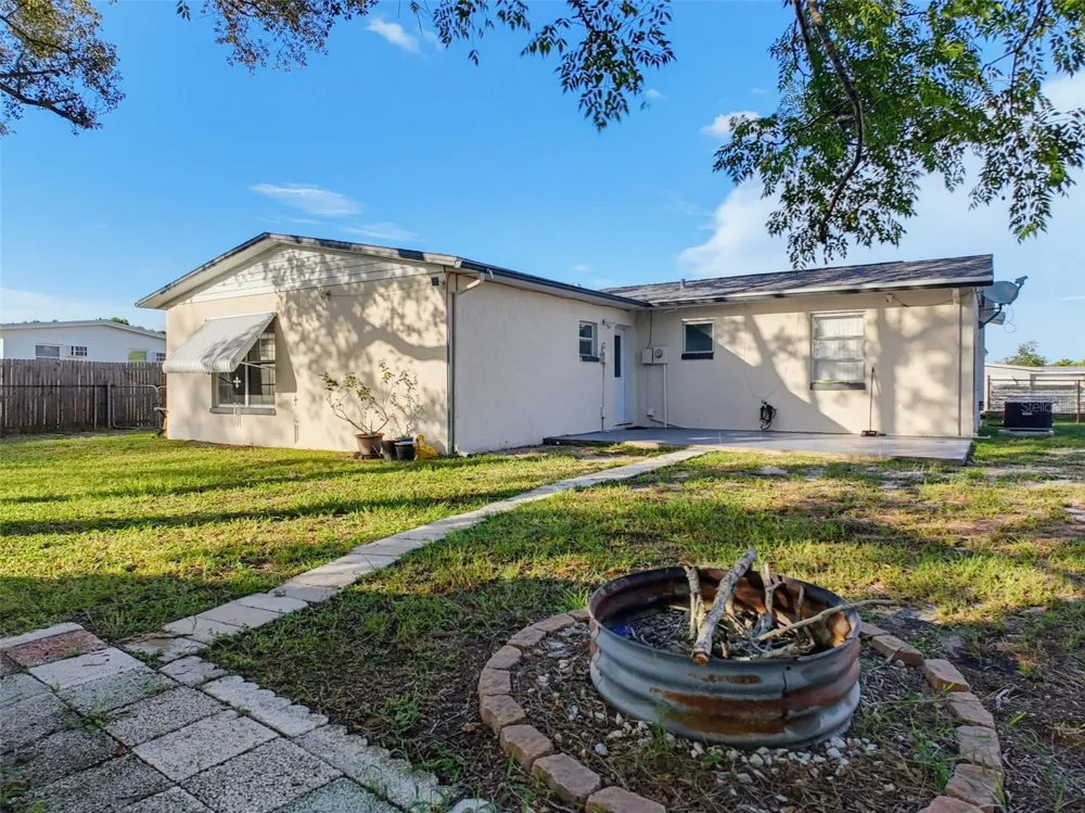 439 BRIARWOOD LANE Spring Hill, FL 34606