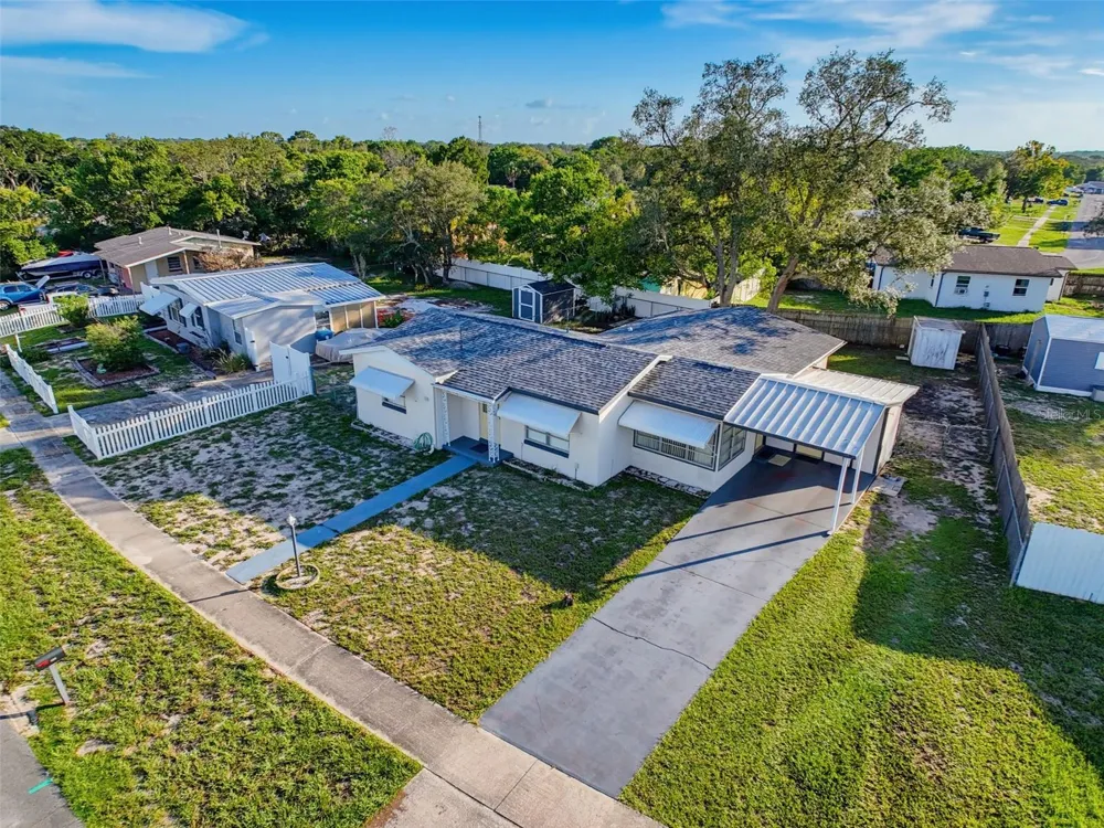 439 BRIARWOOD LANE Spring Hill, FL 34606