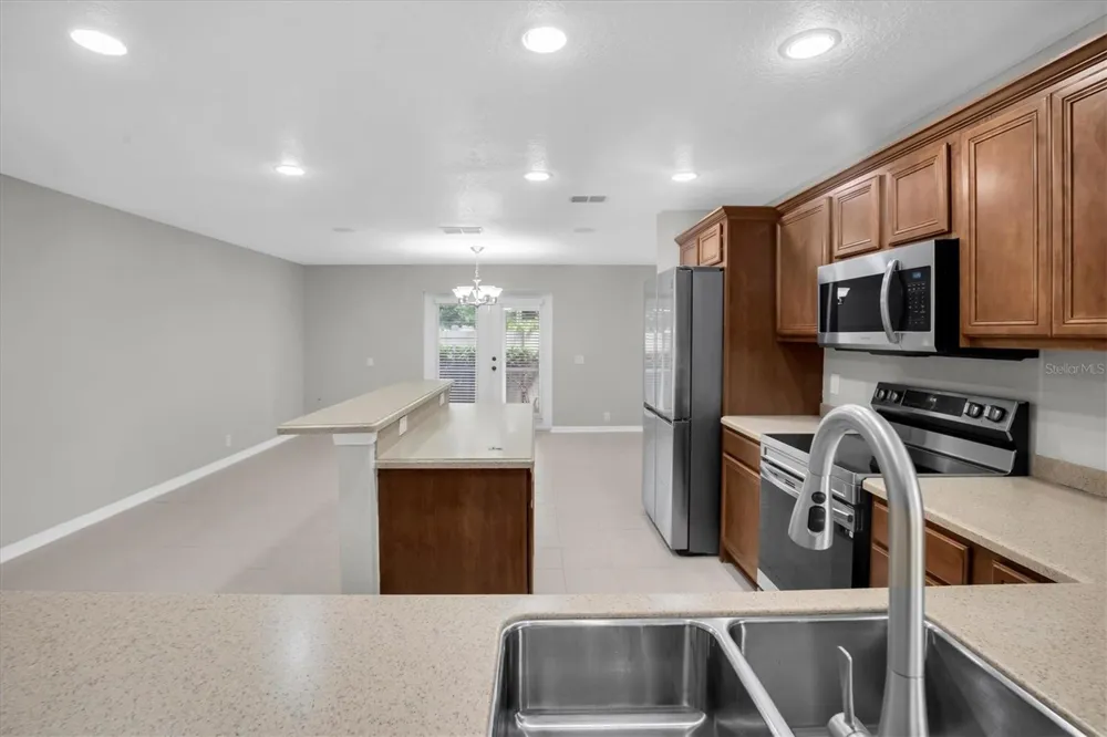 2570 SEA WIND WAY Clearwater, FL 33763