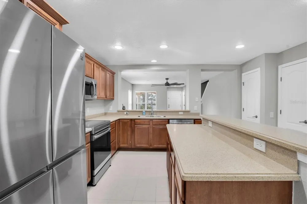 2570 SEA WIND WAY Clearwater, FL 33763