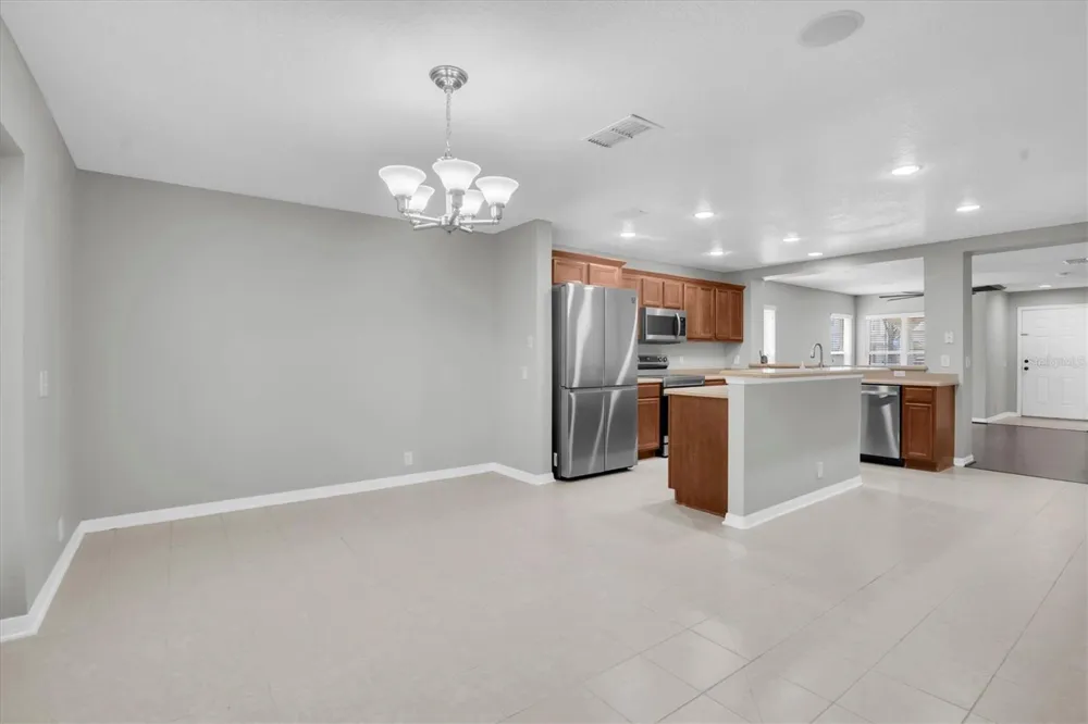 2570 SEA WIND WAY Clearwater, FL 33763