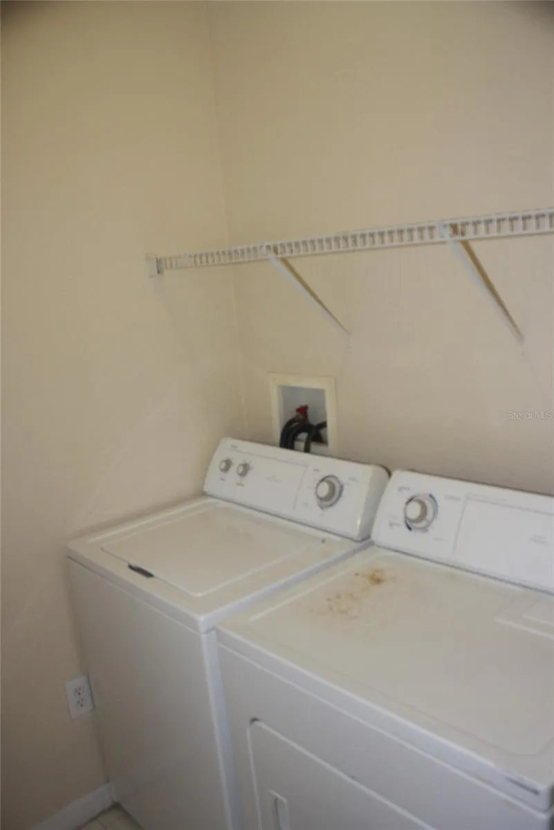 3561 CONROY ROAD #234 Orlando, FL 32839