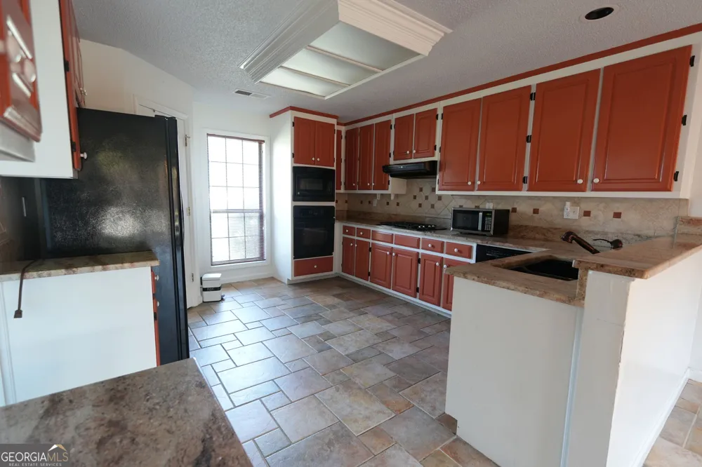 1041 Forest Hills DR SE Conyers, GA 30094