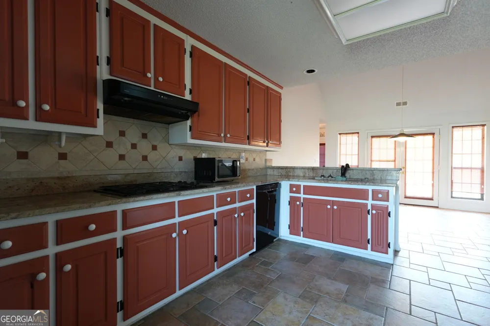 1041 Forest Hills DR SE Conyers, GA 30094