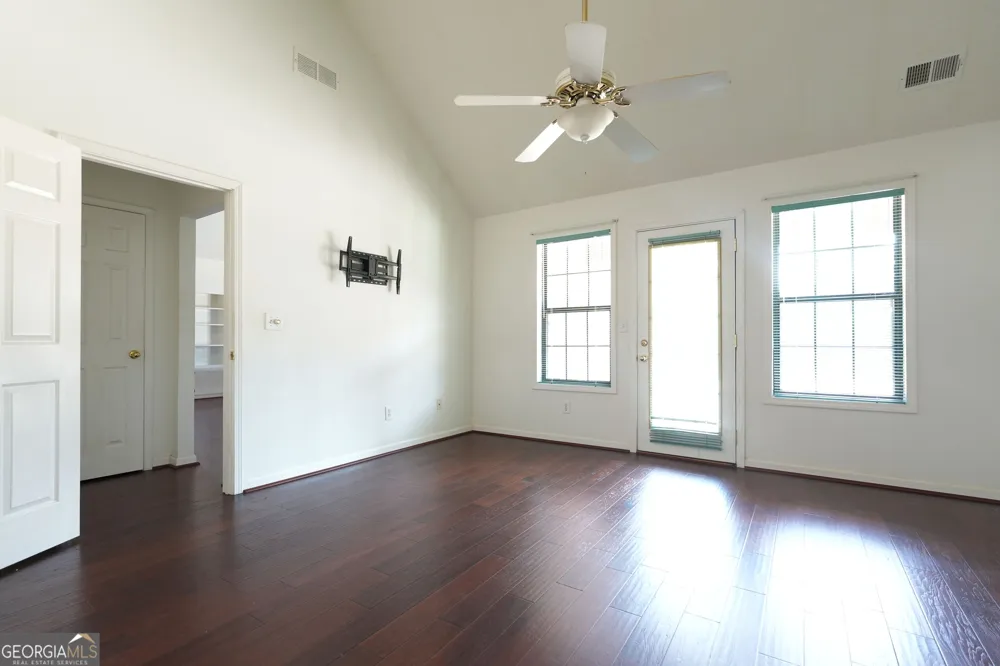 1041 Forest Hills DR SE Conyers, GA 30094