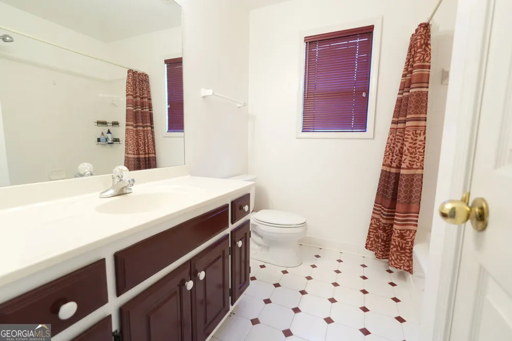 1041 Forest Hills DR SE Conyers, GA 30094