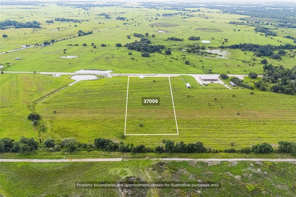 37006 KVILLE ROAD Myakka City, FL 34251