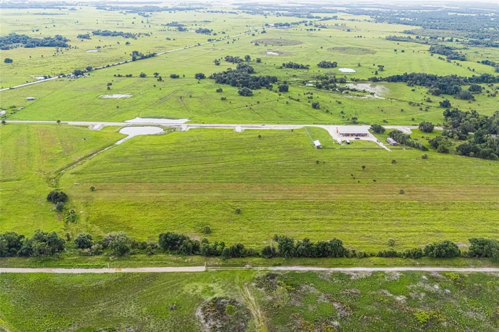 37006 KVILLE ROAD Myakka City, FL 34251