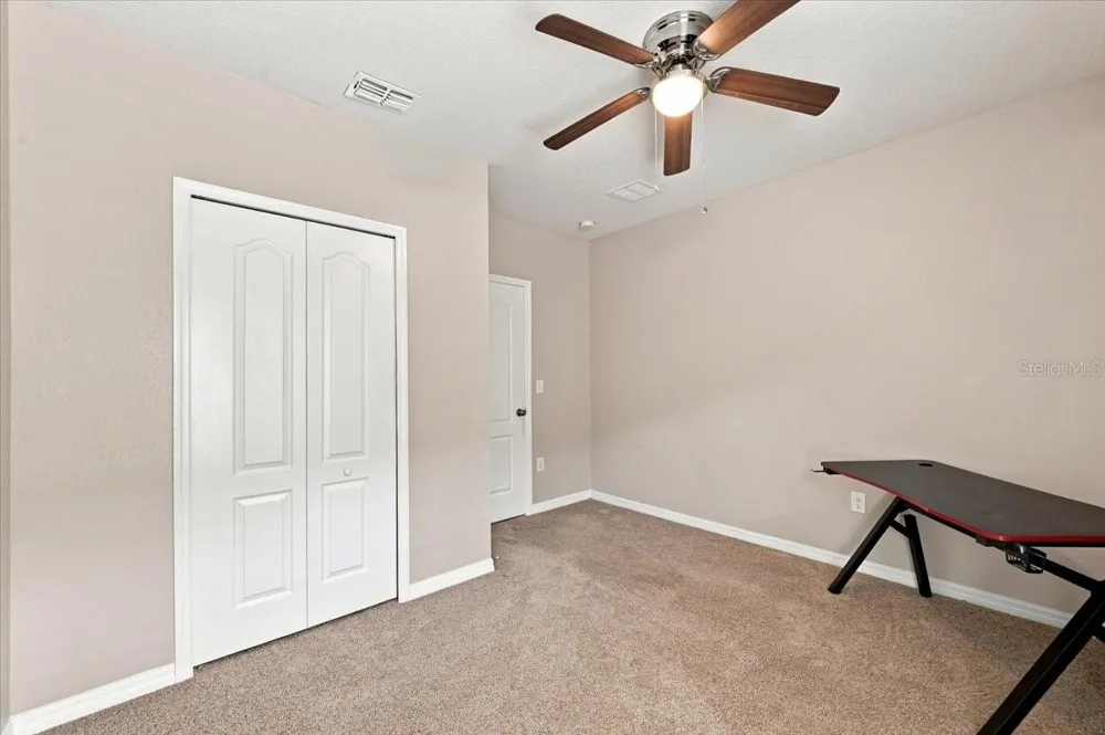 609 LUCERNE BOULEVARD Winter Haven, FL 33881