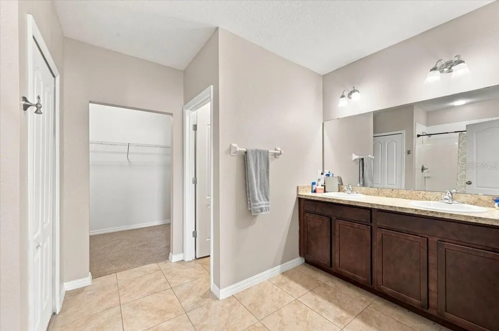 609 LUCERNE BOULEVARD Winter Haven, FL 33881
