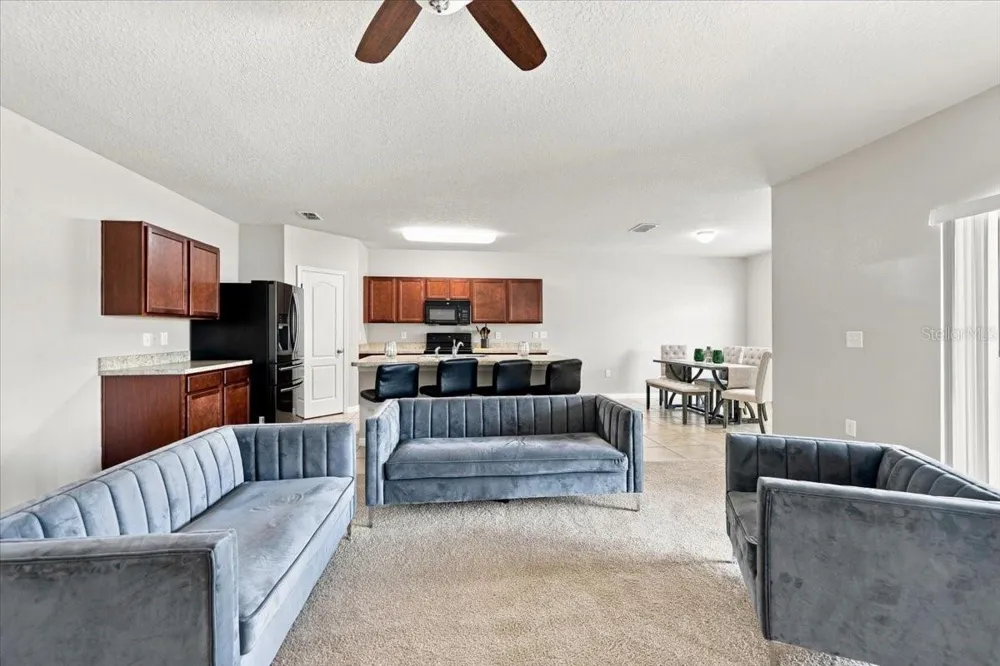 609 LUCERNE BOULEVARD Winter Haven, FL 33881