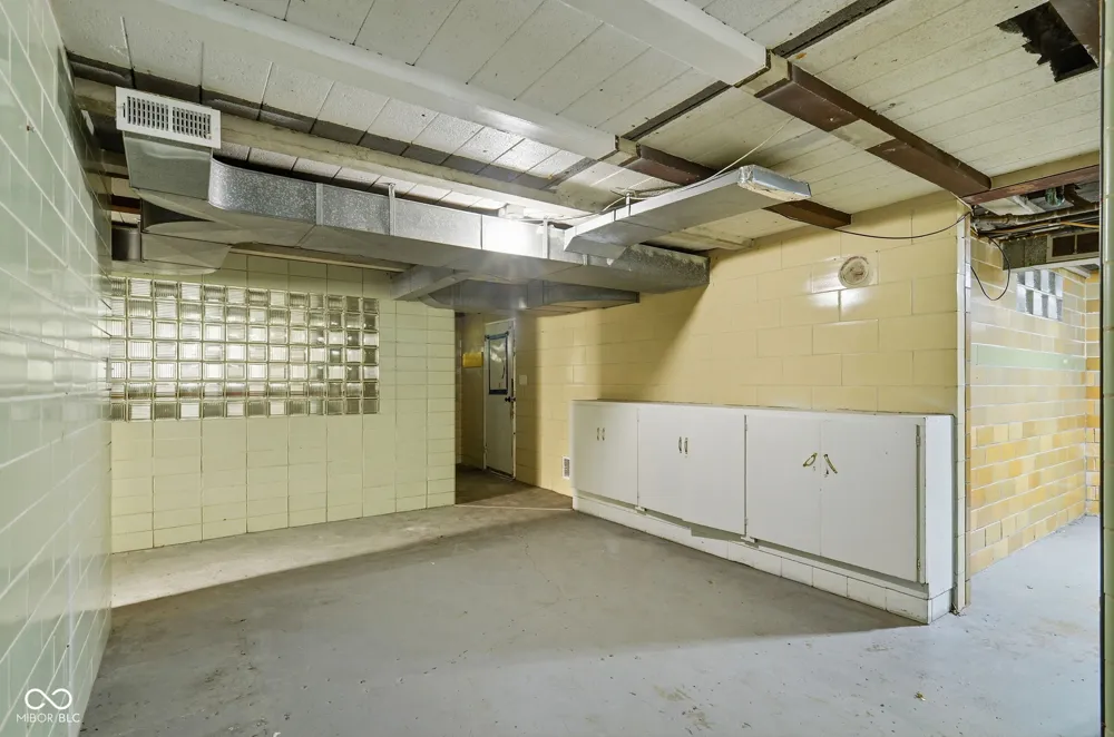 5412 E Edgewood Avenue Indianapolis, IN 46237