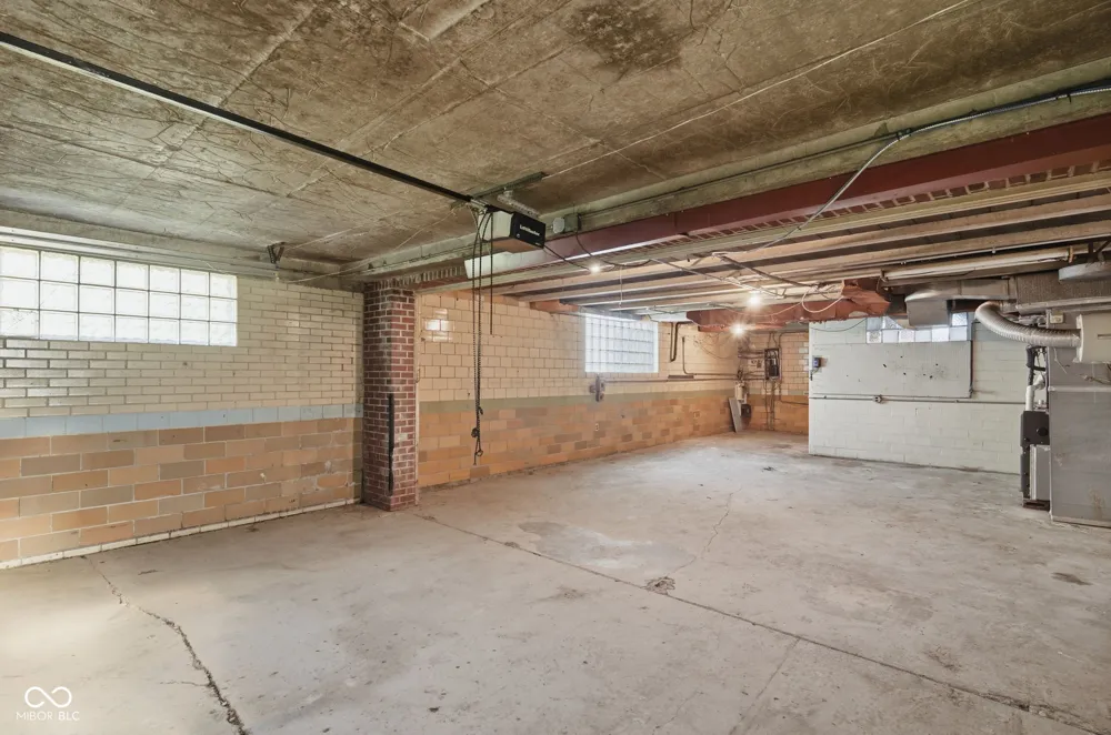 5412 E Edgewood Avenue Indianapolis, IN 46237