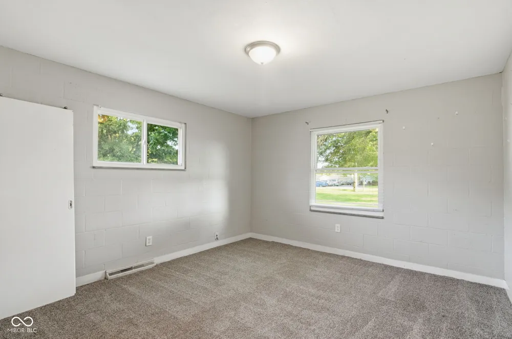 5412 E Edgewood Avenue Indianapolis, IN 46237